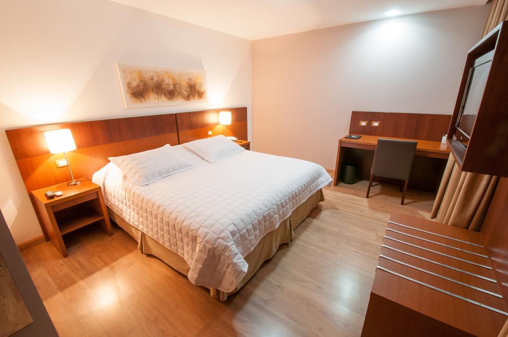 Jacques Georges Tower Hotell Pelotas Exteriör bild